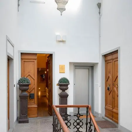 Mabelle Residenza Sassetti Florence