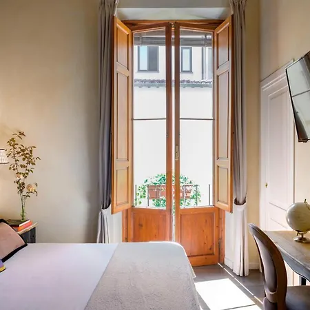 Bed and Breakfast Mabelle Residenza Sassetti 3*