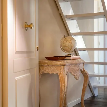 Mabelle Residenza Sassetti Bed and Breakfast 3*