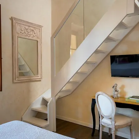 マベッレ レジデンツァ サセッティ 4* フィレンツェ